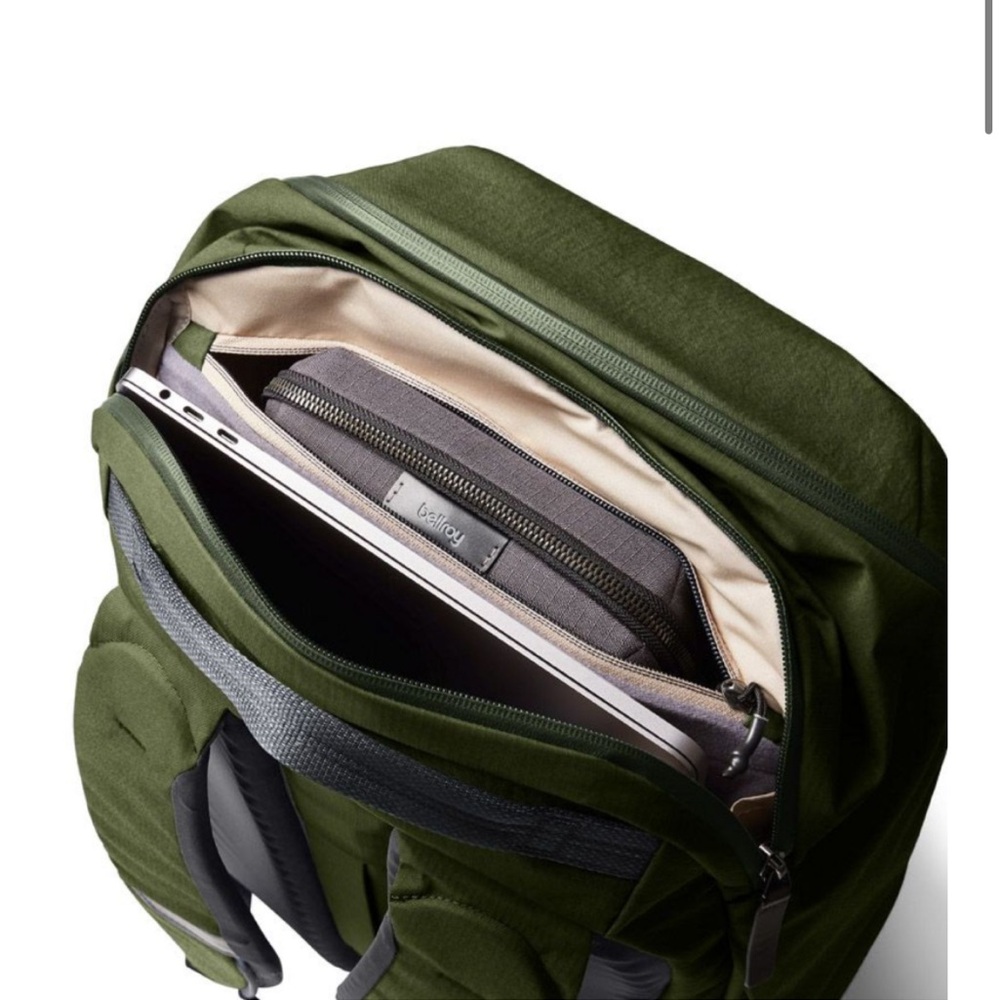 Bellroy Transit Plus Backpack, Ranger Green - Picture 3 of 9